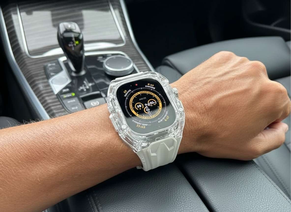 Is It Worth Putting a Case on an Apple Watch? The Definitive Answer.